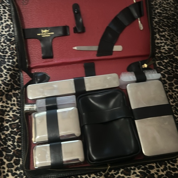 Vintage Chrome Griffon Germany Grooming Vanity Set - Picture 2 of 7